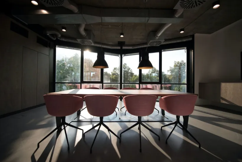 🌍 El auge del coworking: espacios que impulsan el emprendimiento moderno 1 article image 2